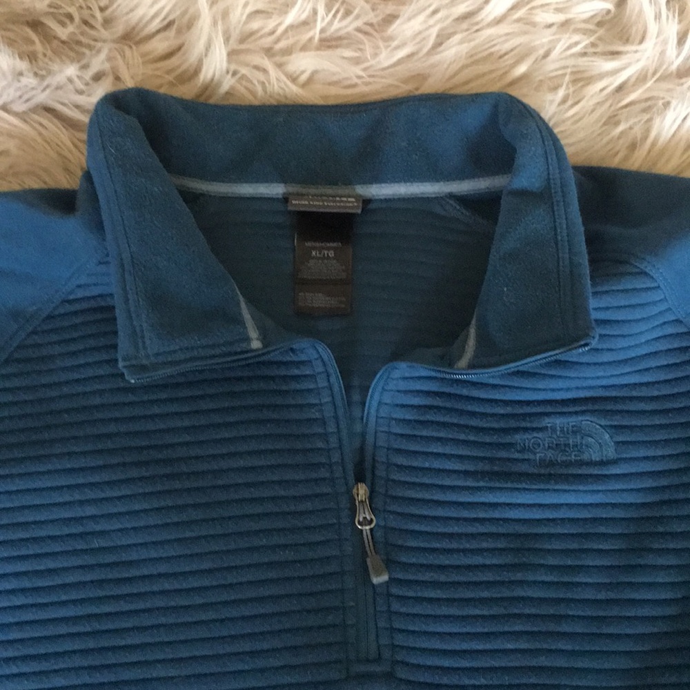 North Face Pullover - image 3
